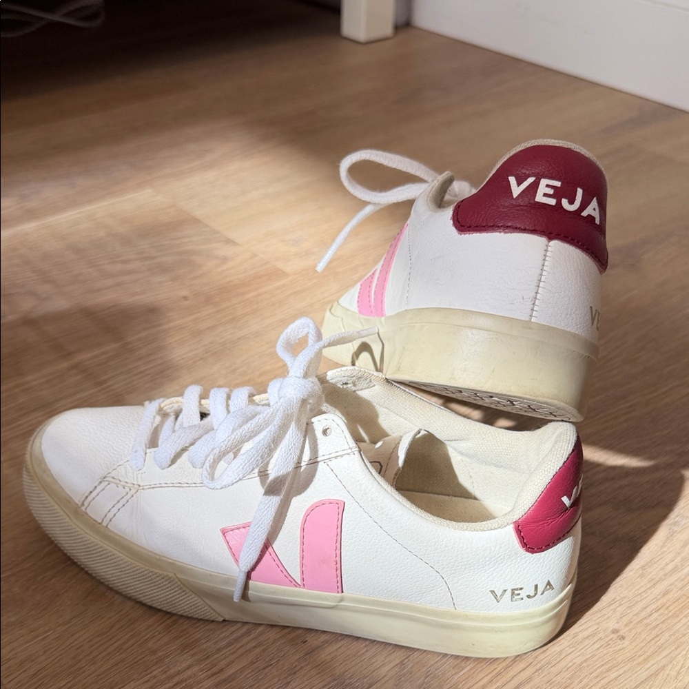Veja Women's White and Pink Low-Top Sneakers